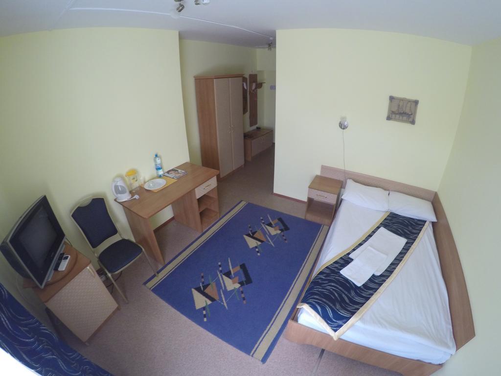 Kurmet Hotel ウラルスク 部屋 写真
