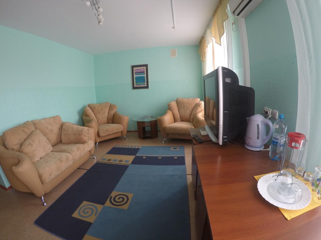 Kurmet Hotel ウラルスク 部屋 写真