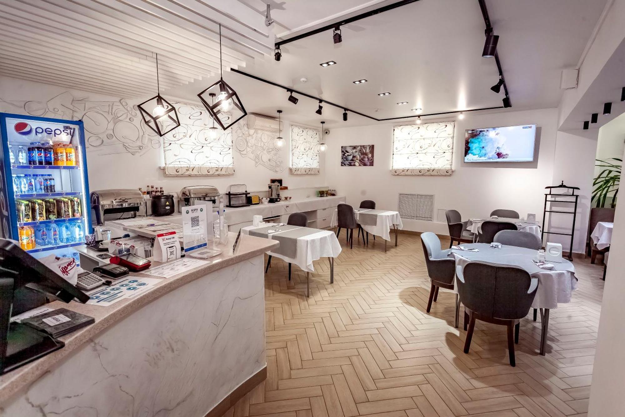 Kurmet Hotel ウラルスク エクステリア 写真